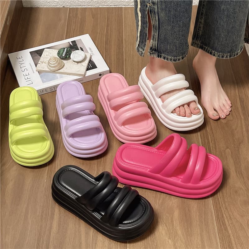 EVA Thick Sole Sandals for Women 2024 Summer Ins Fashion Soft Sole Beach Home Outdoor Flat Slide Slippers Wholesale