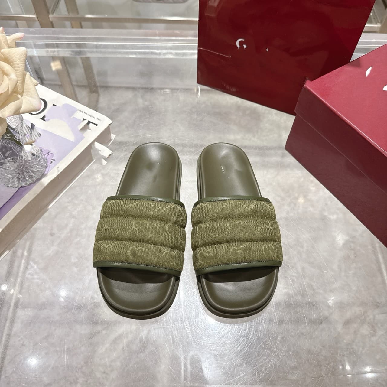 High-end ~26 New Embroidery Print Outdoor Slide Sandals Casual Sports Fashion Letter Slippers