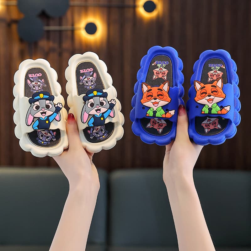 Children's slippers summer cute cartoon boys and girls baby home outdoor wear indoor soft bottom bathroom bath anti-slip