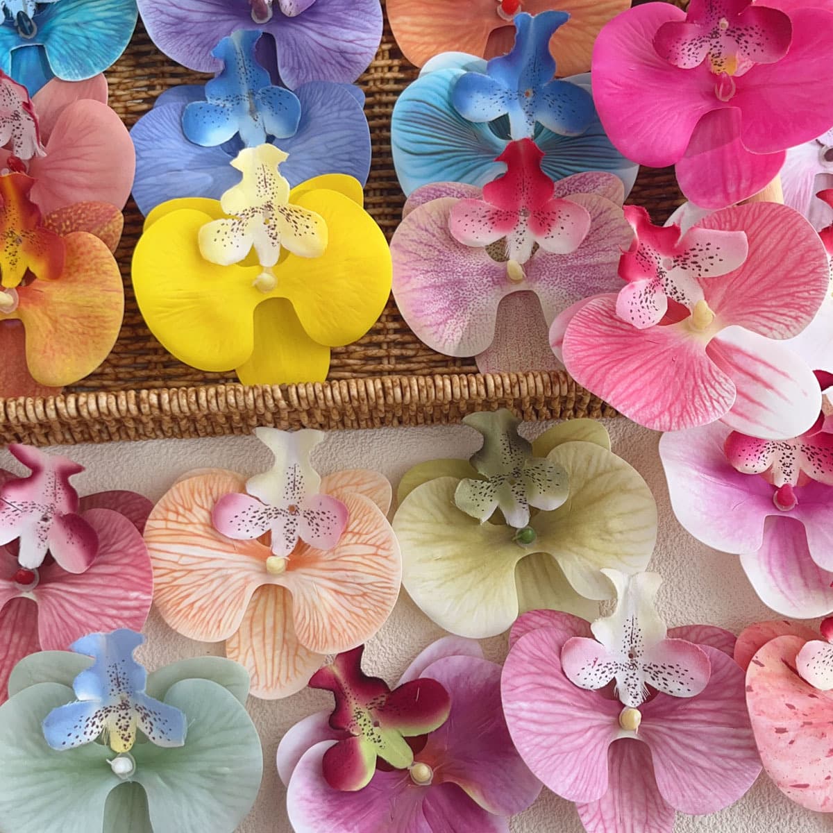 9cm Artificial Phalaenopsis Flower Head DIY Phalaenopsis Flower Head Simulation Flower Wall Accessories 3D Phalaenopsis Flower