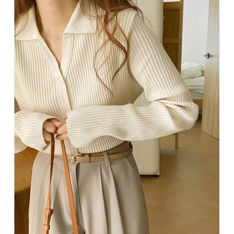 2025 Autumn/Winter Women's Knitted Cardigan Short Jacket, New Design, Relaxed Style, Ribbed Neck Top, Suitable for Inner Wear
