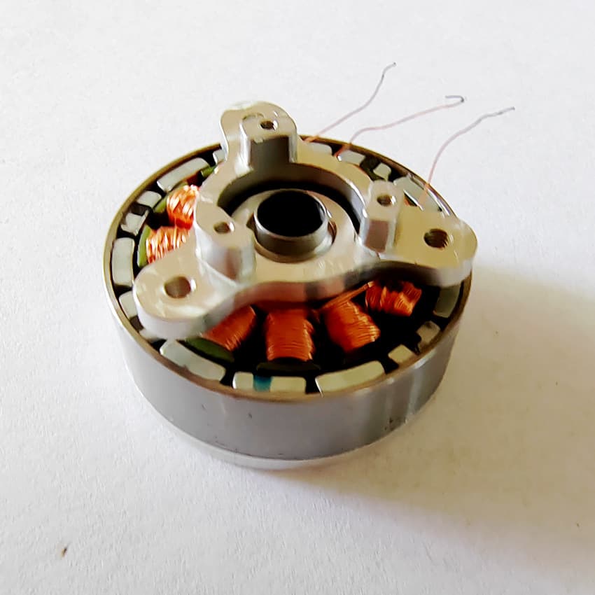 Customized external rotor brushless DC motor, mini motor for model aircraft and drone air pumps/inflators.