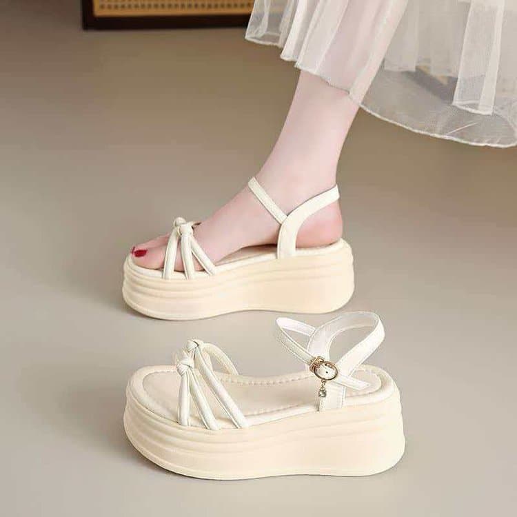 Thick-Soled Sandals for Women 2026 Summer New Style Versatile Fairy Style for Dresses Outdoor Beach Shoes One-Strap Roman Sandals