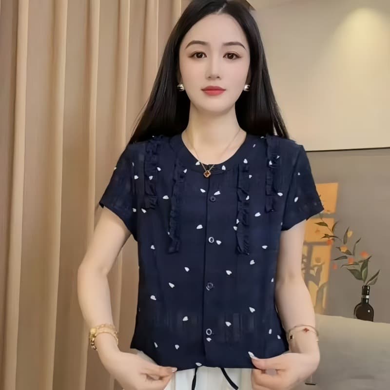 Fashionable slim and versatile loose design short-sleeved shirt for women 2026 summer new loose casual temperament top