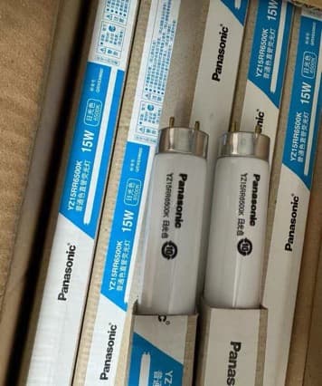Brand new Panasonic T8 tube 15W 6500K daylight color 45CM length, shipped by case