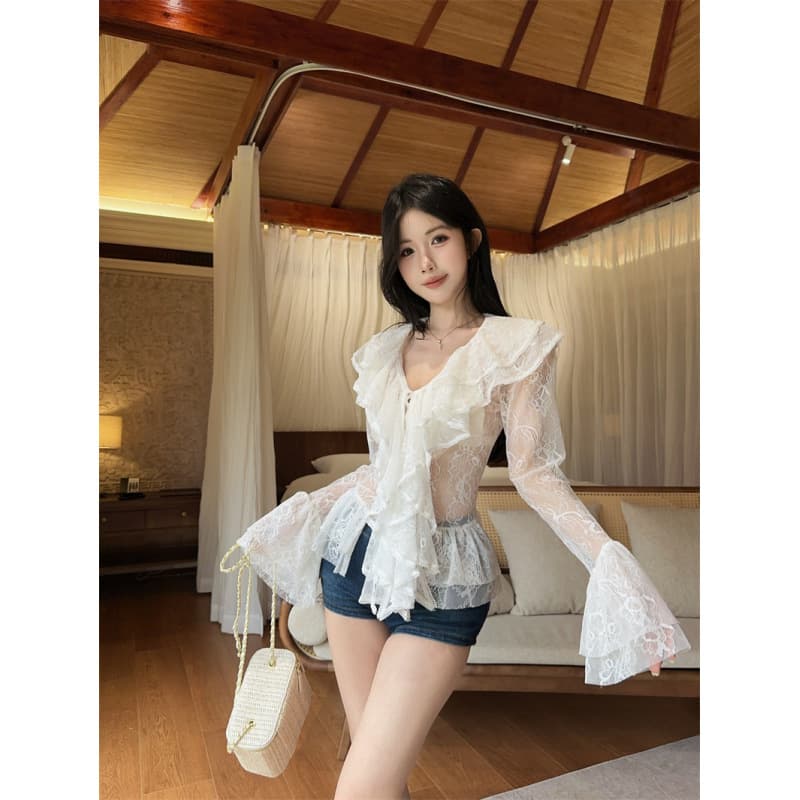 Actual shot ~ Pure desire sexy long-sleeved V-neck lace hollow top for women with summer sun protection and temperament ruffled top
