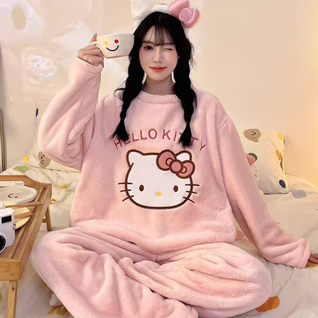 100 Styles Cross-Border Factory Flannel Sweet Cartoon Casual Autumn Winter Pajamas Women's Homewear Sets