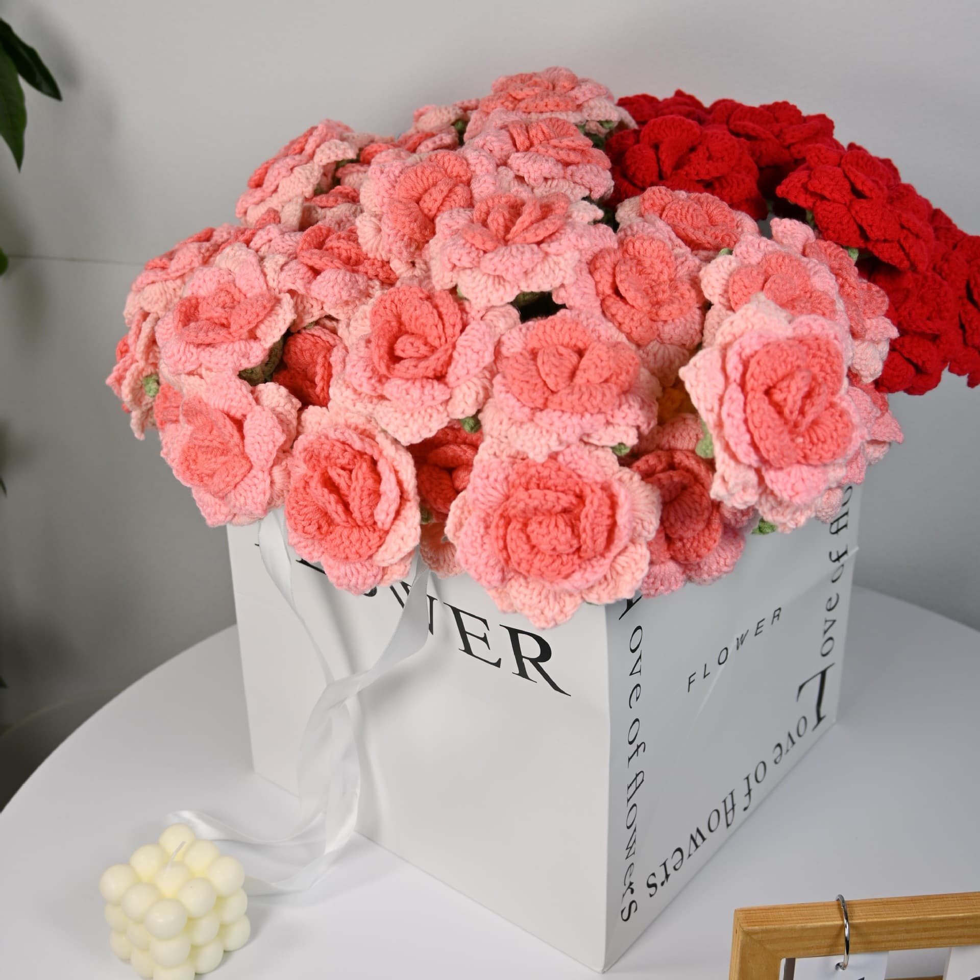 Crochet Flower Bouquet Handmade Knitted Pointed Rose Cross-Border Wholesale Yarn Knitted Flowers Artificial Flowers