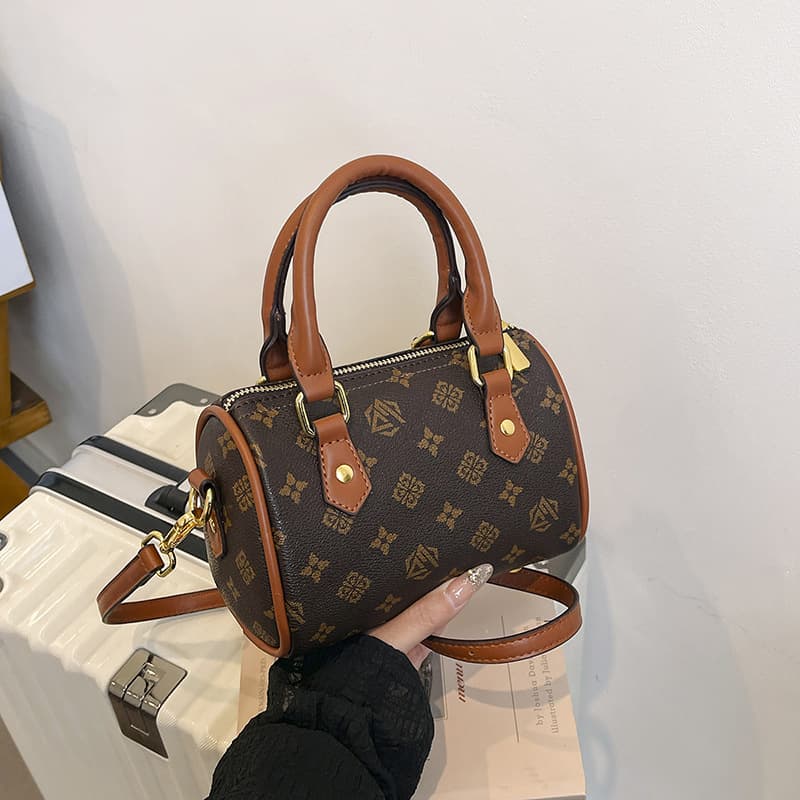 2025 New Retro Print Pillow Bag Classic Versatile Shoulder Bag Casual Crossbody Bag Monogram Bag for Women