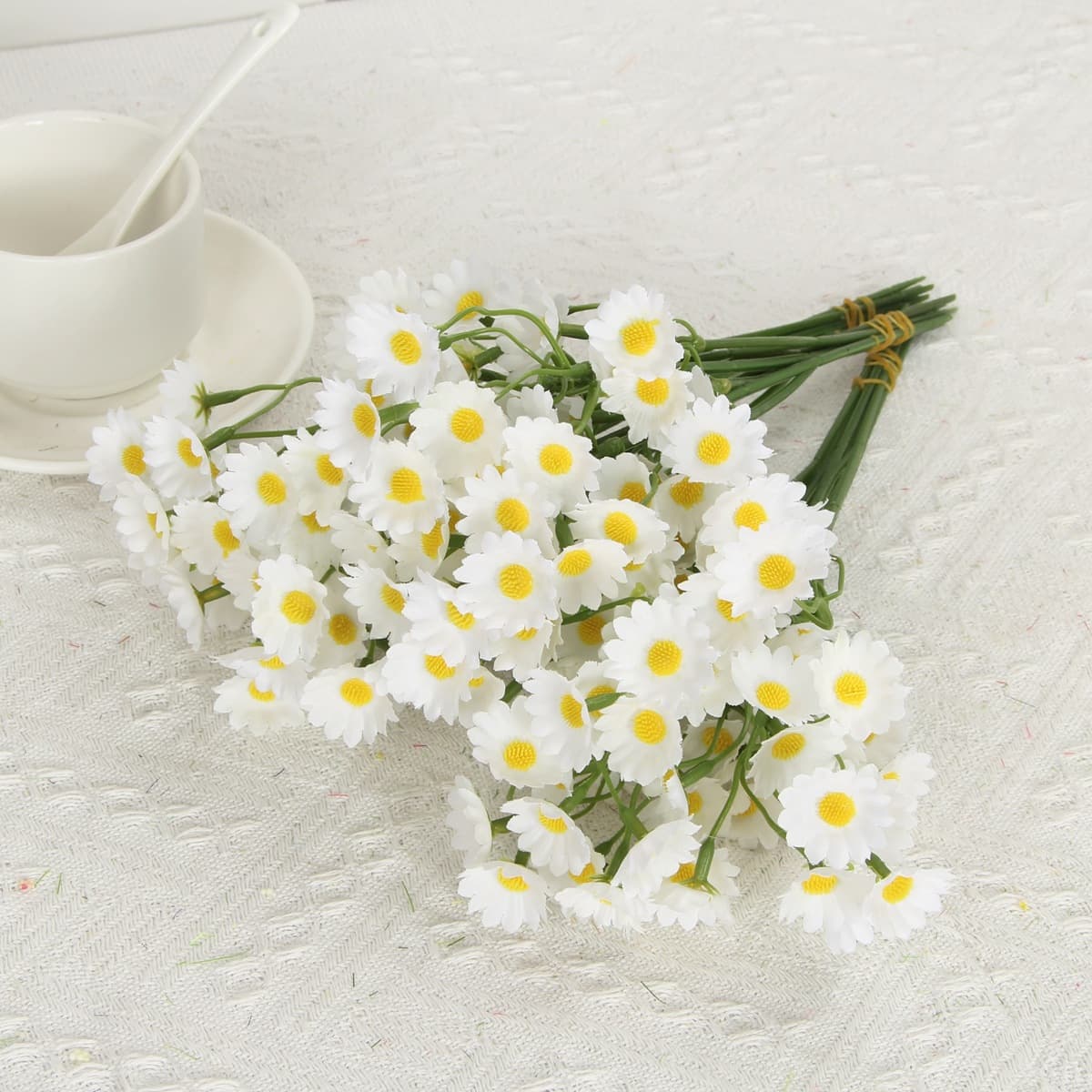 Artificial flower chamomile daisy artificial flower living room decoration table flower arrangement decoration bouquet decoration photo props