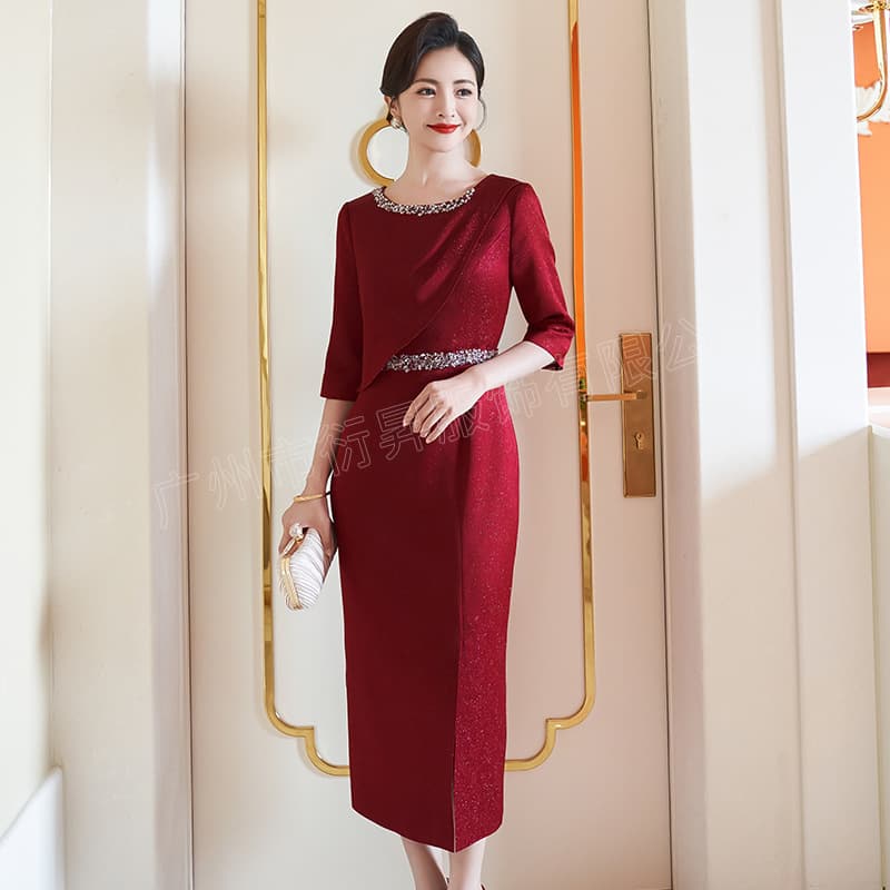 Elegant Light Luxury Fashionable Pearls Wedding Dress For Young Mothers-in-law Chinese Style Banquet Gown Adult Gift Dress