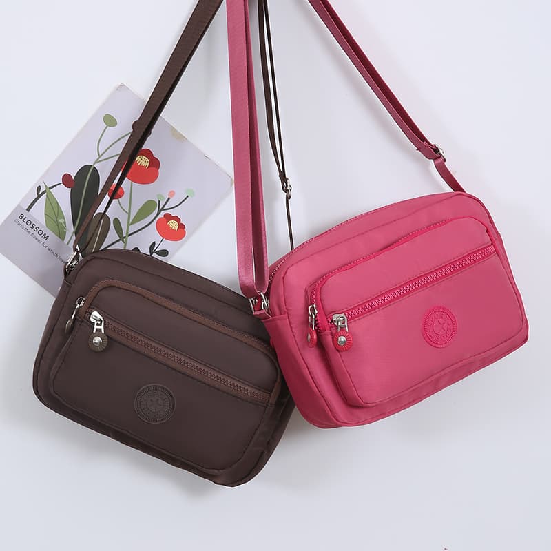 Large capacity Oxford cloth bag women's shoulder bag cross-border new mother bag manufacturer wholesale multi-layer small square bag
