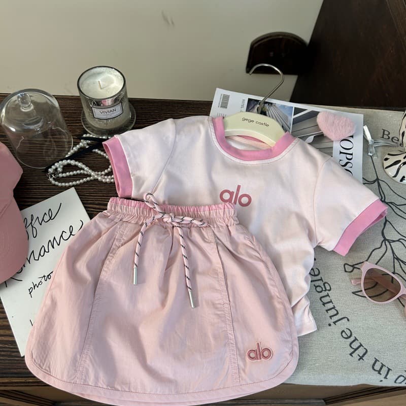 Girls short-sleeved T-shirt suit summer new style baby girl summer dress fashionable workwear short skirt two-piece set 500505