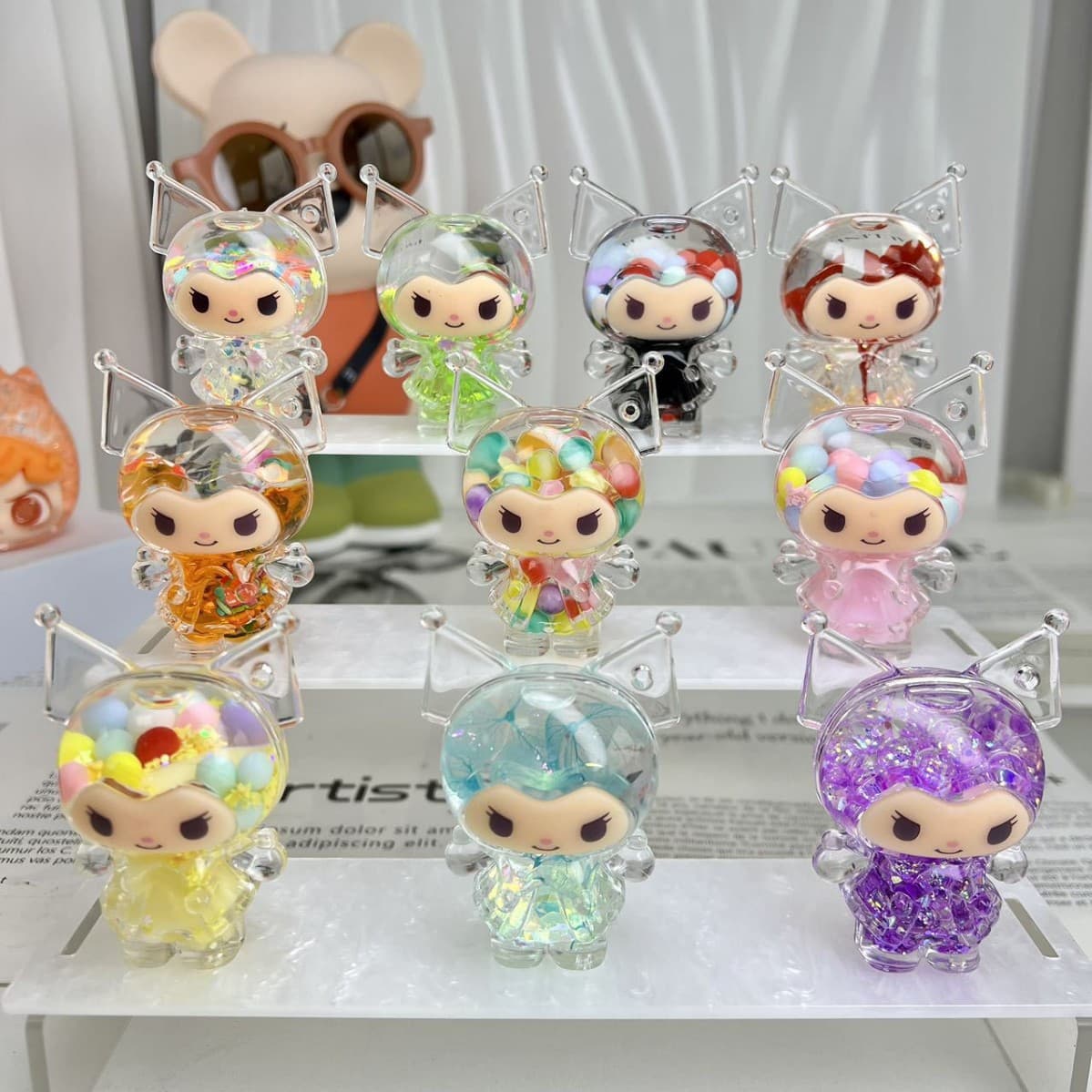 Authentic Sanrio Family Basic Moe Particle Series collectible toys, figurines, and other cute items available for wholesale and gift sets.