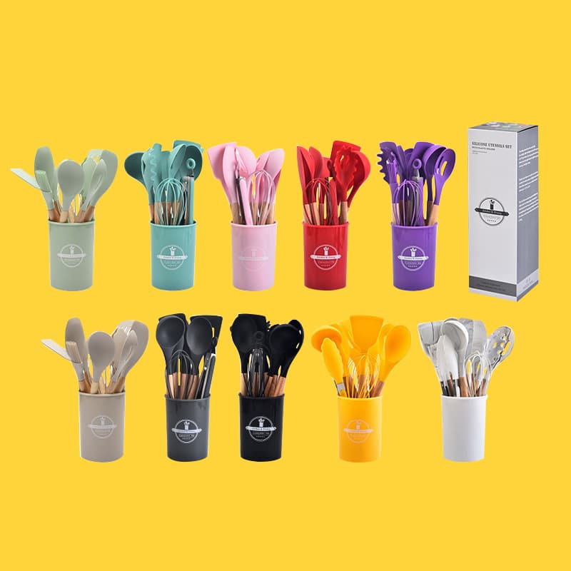 Wood Handle Silicone Kitchen Utensils 12-Piece Set Non-Stick Cooking Spatula Spoon High Temperature Resistant Silicone Kitchenware Twelve-Piece Set