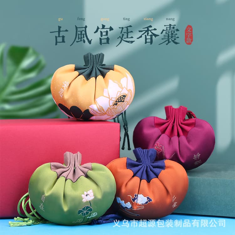 Chaoyuan Dragon Boat Festival sachet brocade pouch empty bag, ancient-style car pendant, Dragon Boat Festival gift.