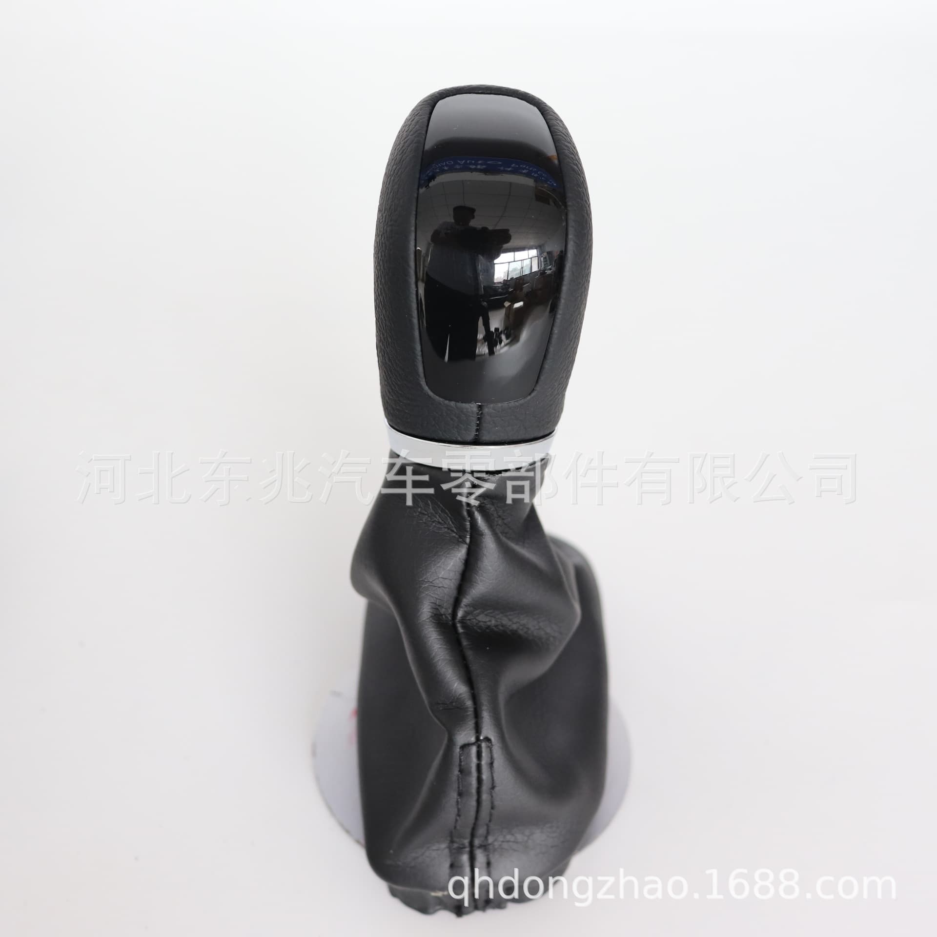 Cross-border supply suitable for Mercedes-Benz automatic shift knob gear head with integrated dust cover
