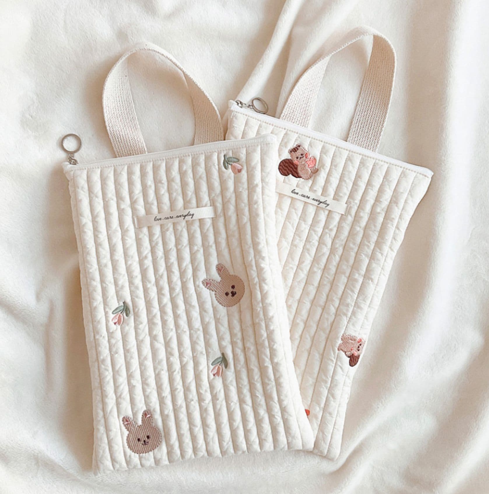 Korean Ins Quilted Embroidery Handbag, Outing Bottle Storage Bag, Coin Zipper Pouch, Diaper Bag