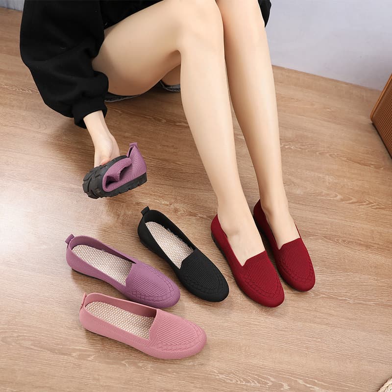 Plus-size women's shoes, new ethnic style, mom square dance, fly-knit low-top fabric casual shoes, fashionable casual women's single shoes