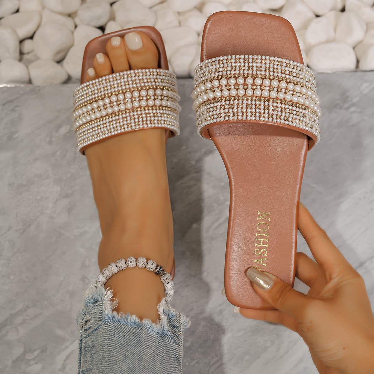 Cross-border Trade Plus Size Women's Beach Sandals Amazon 2025 Summer New Pearl Flat Slippers Lightweight