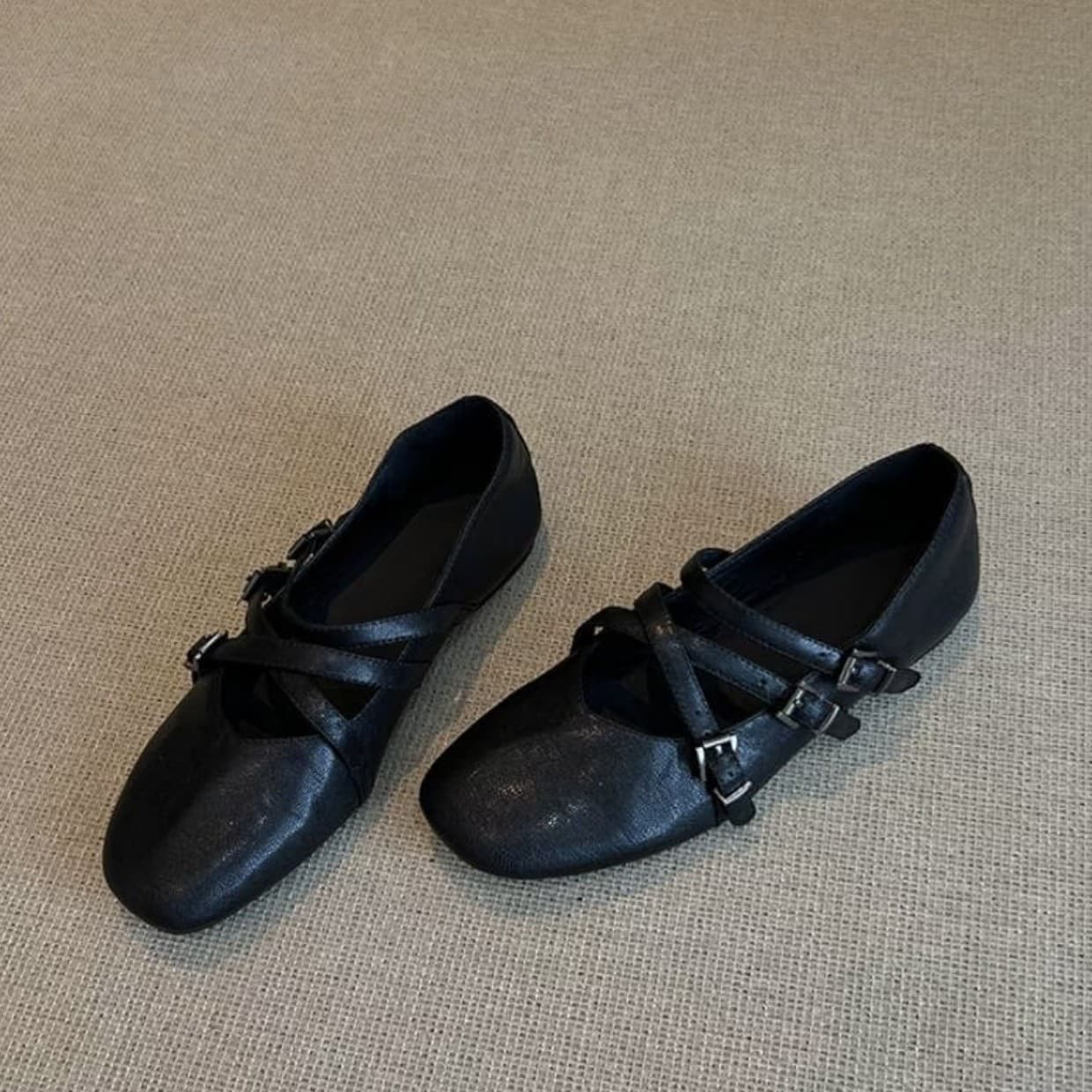 Large Size Retro Square Toe Cross-Strap Ballet Flats 2025 New French Style Soft Sole Mary Jane