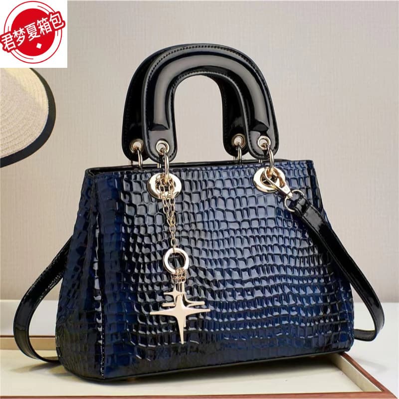 Princess Diana bag women's cross-border new spring and summer fashion niche women's crocodile pattern shoulder crossbody bag versatile handbag