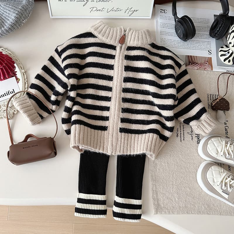 Girls black and white striped half-zip soft waxy knitted cardigan suit autumn leggings striped leggings two-piece trendy set