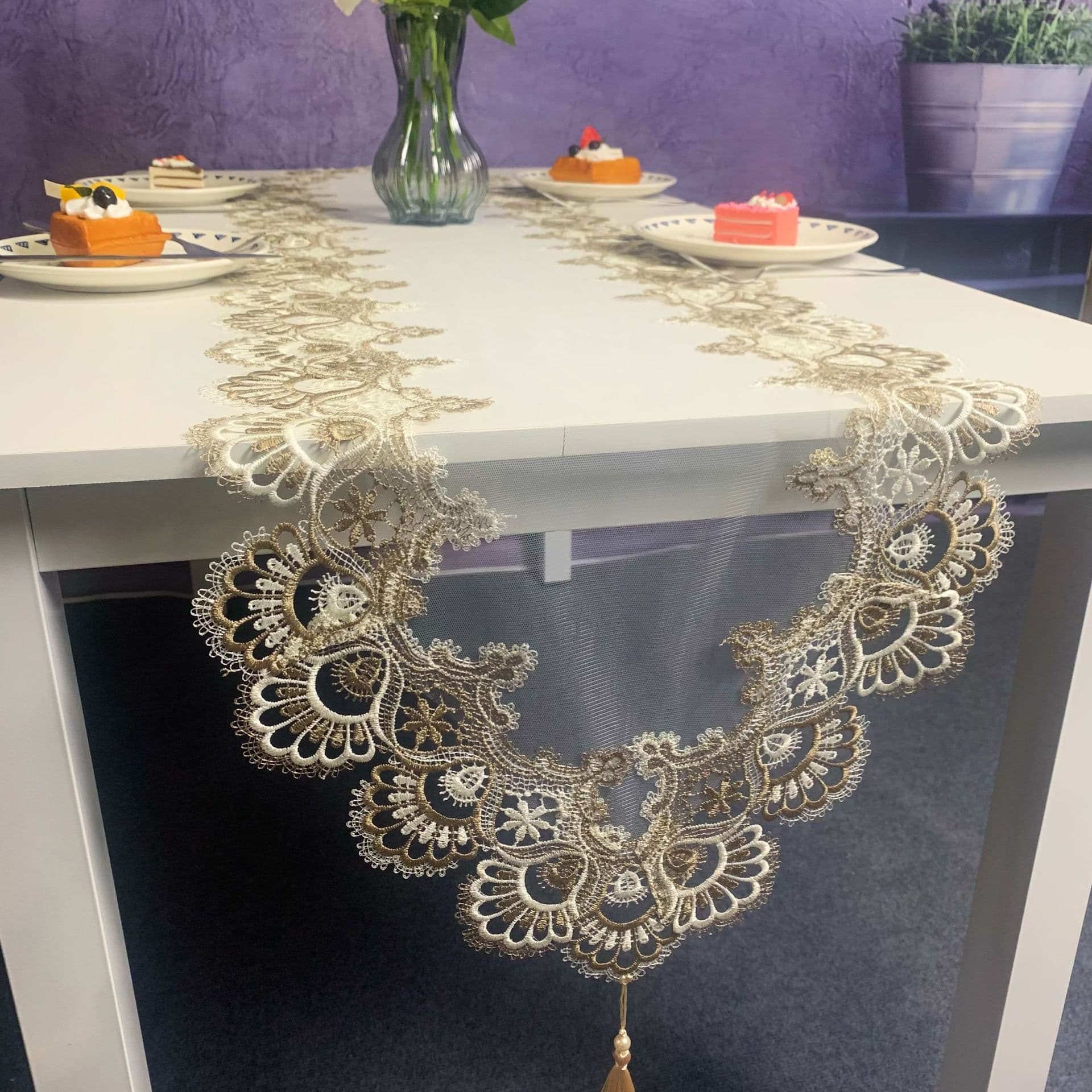 Amazon New Product Table Flag American Home Long Fabric TV Cabinet Decoration Tassel Pendant Lace Table Flag Wholesale