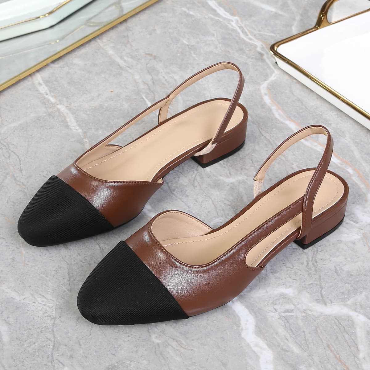 In Stock Cross-Border Mid-Heel Chanel-Style Two-Tone Toe-Cover Sandals for Women, French High Heel Square Toe Chunky Heel Flat Large Size Closed-Toe Shoes
