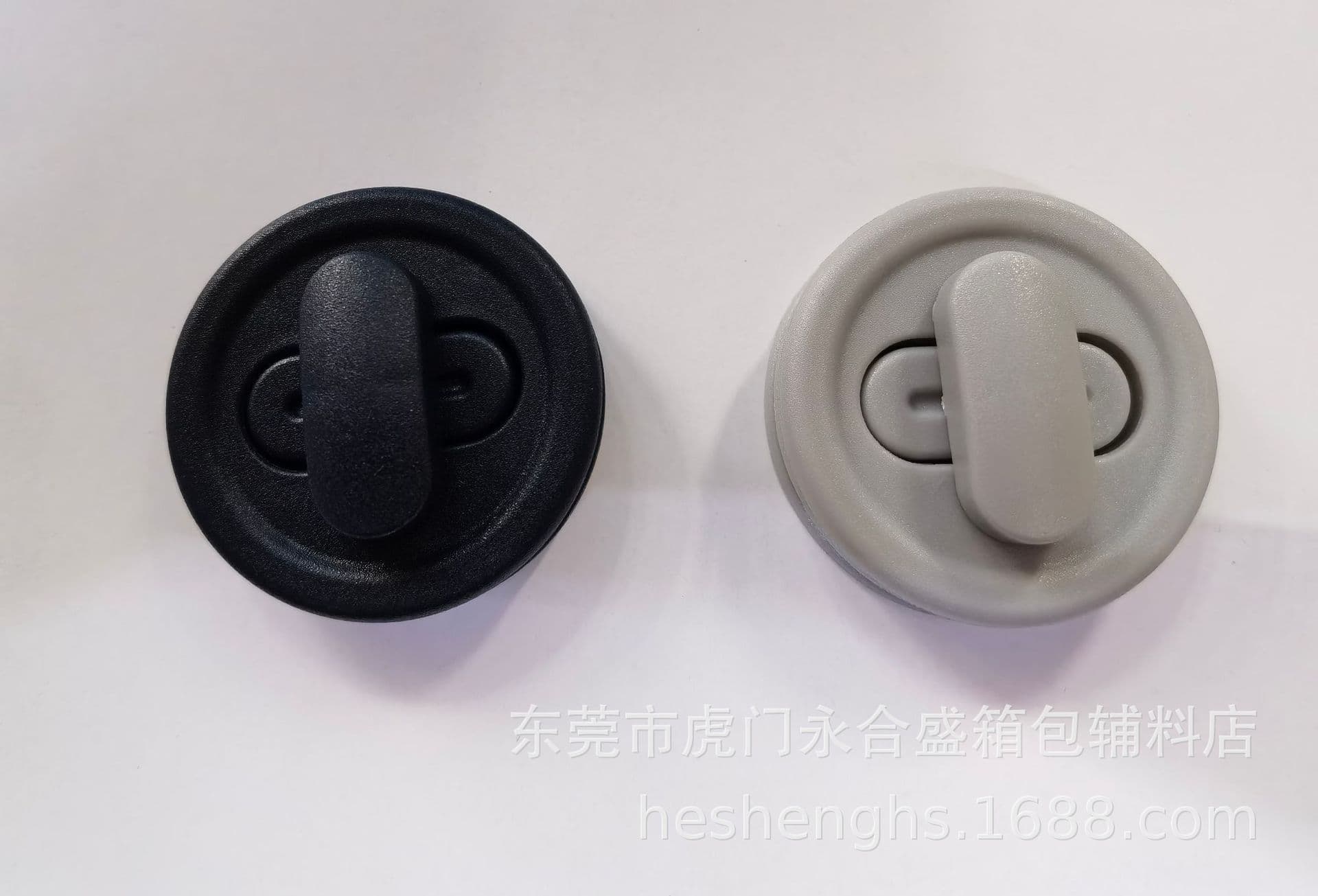 Backpack buckle, backpack rotating buckle, cross rotating buckle, nylon material, dark blue, light gray.