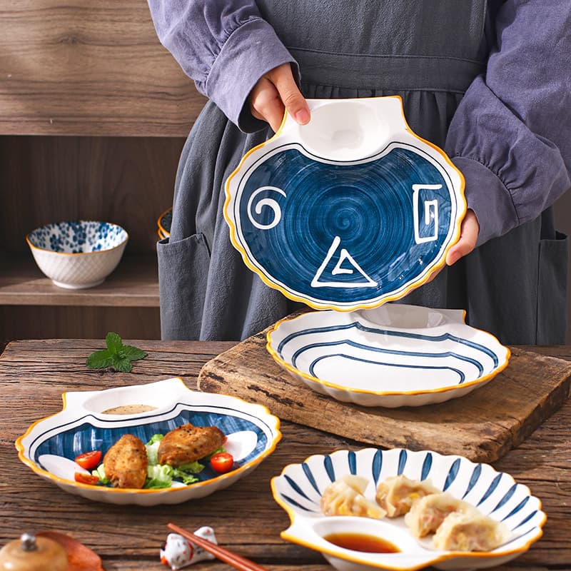 Japanese creative shell-shaped multi-purpose dumpling plate with vinegar plate ceramic dumpling compartment dipping plate dumpling plate breakfast plate