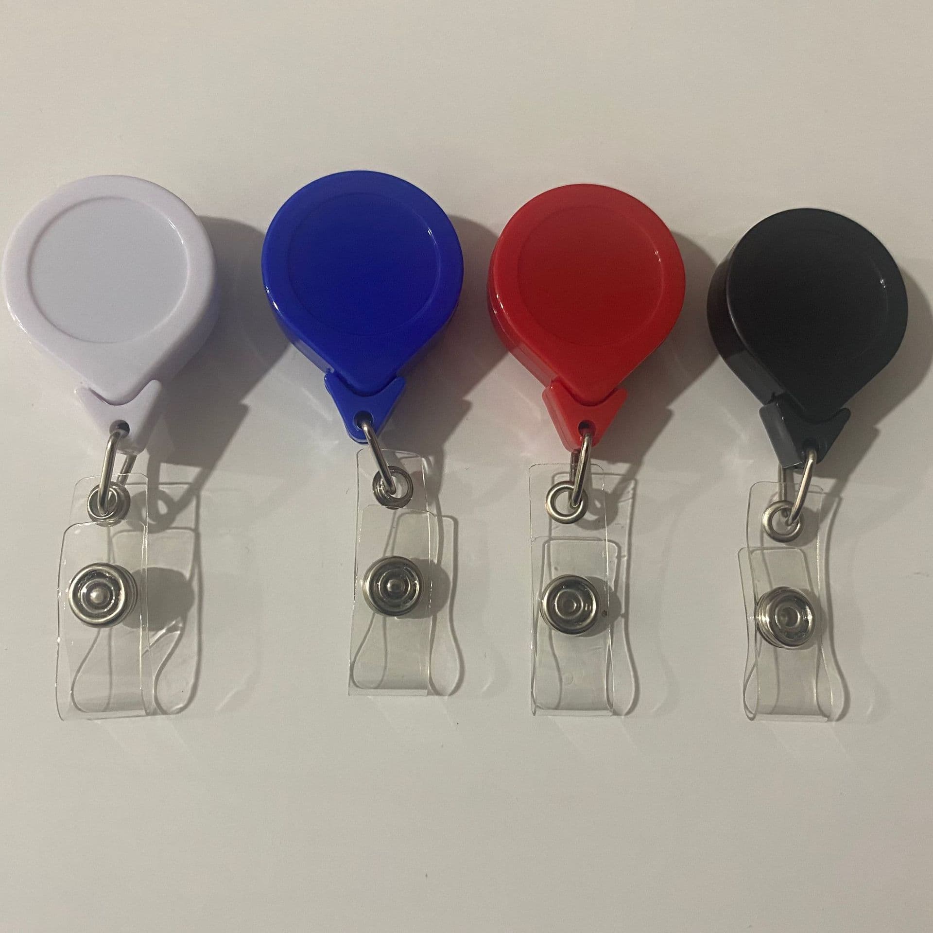 Triangular Pull-Tab Retractable Clip with Waterdrop Design, Colorful ID Holder, Keychain, and Shiny Lanyard Attachment
