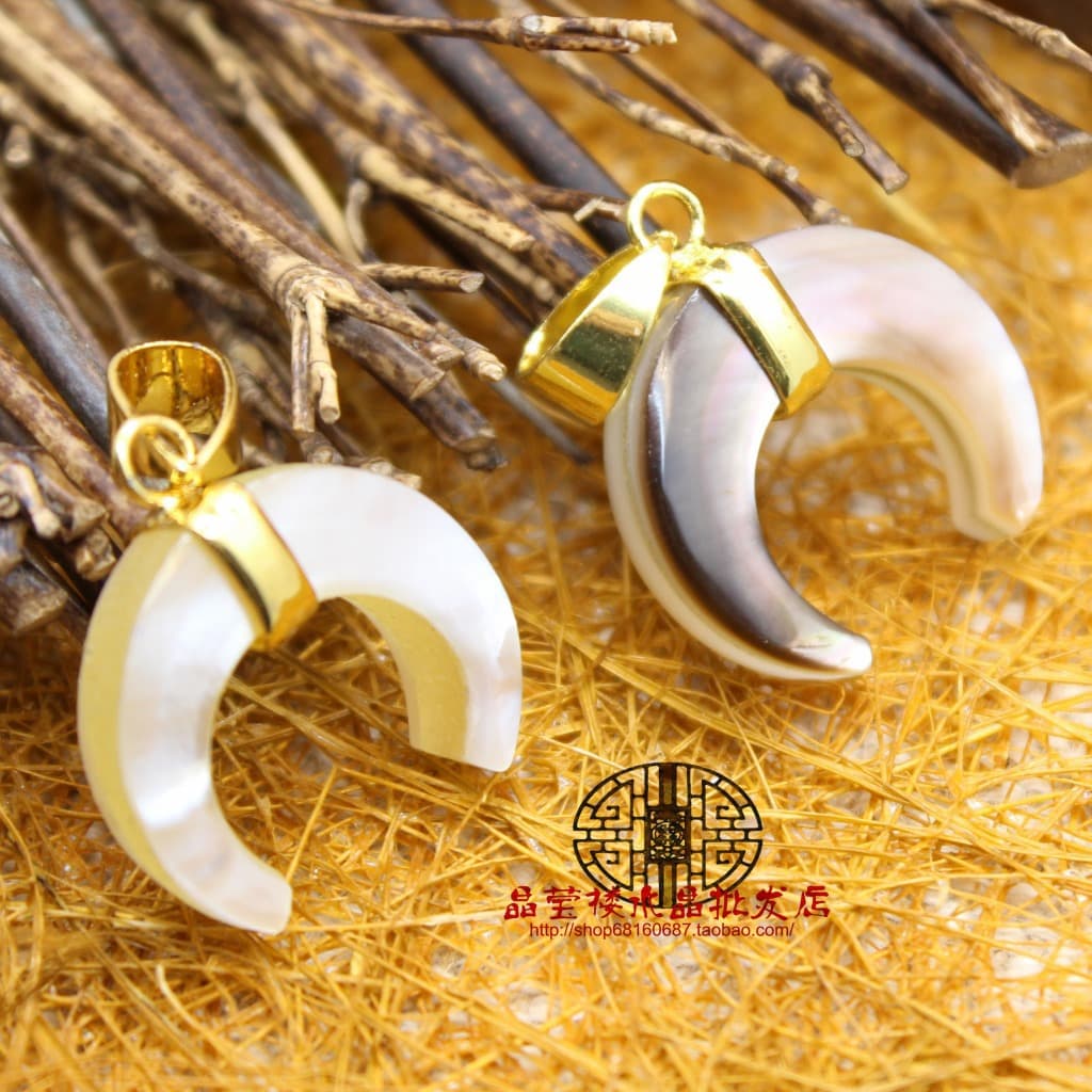 European and American cross-border jewelry, personalized and simple seashell pendant, white seashell horn-shaped pendant necklace, jewelry accessories.