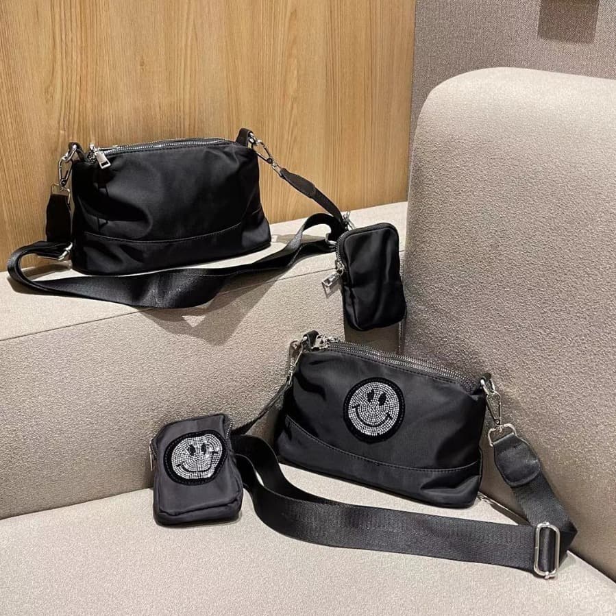 Cross-border new style nylon cloth multi-compartment casual small square bag, versatile casual casual stickers with diamond smiley face women's cross-body bag