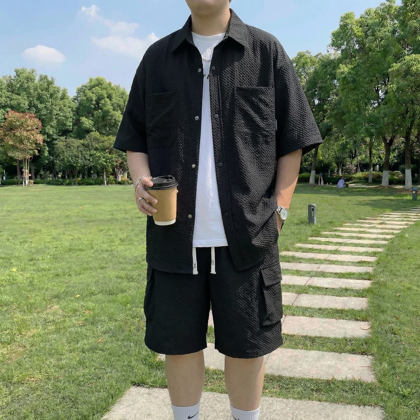 Extra Large Size Workwear Casual Shirt Set for Men, Summer Thin Loose Fit Shirt for Big and Tall Individuals, Short-Sleeve Shirt and Shorts Two-Piece Set