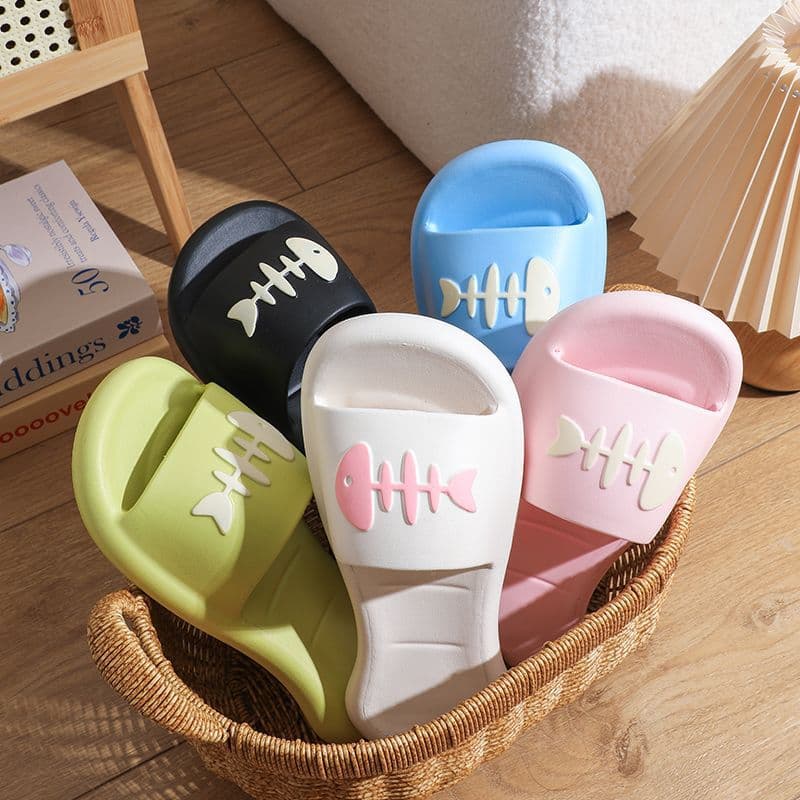 Internet celebrity knocks cute fish bone summer EVA slippers for women cute home indoor bathroom outdoor wear non-slip beach slippers