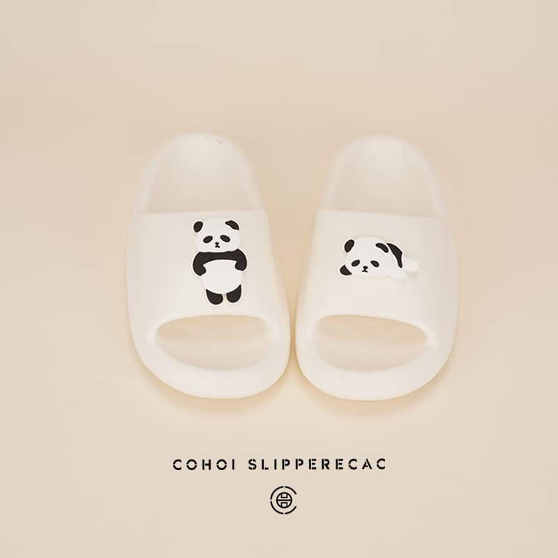 Cartoon Panda Slippers Women's Outdoor Summer New Thick Bottom Step Sensation Couples Sandals Men Large Size Flat Slippers