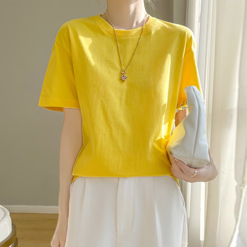 Same Style as in the Mall, Short-Sleeve T-Shirt for Women, Summer 2026 New Model, Regular Shoulder, Loose Fit, High-End, Age-Reducing, Yellow Pure Cotton Top
