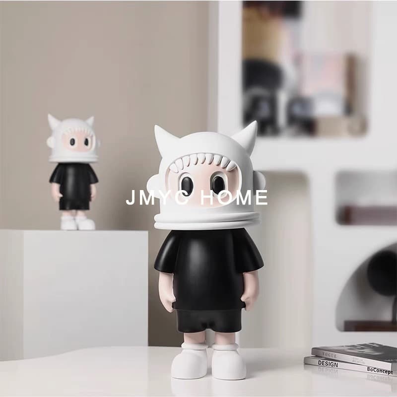 Cute cartoon sculpture decoration model room boy children's room TV cabinet soft decoration living room floor-standing large decoration