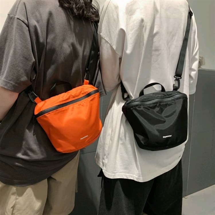New casual sports shoulder bag, outdoor cycling, men's and women's nylon crossbody bag, Oxford cloth travel small crossbody bag