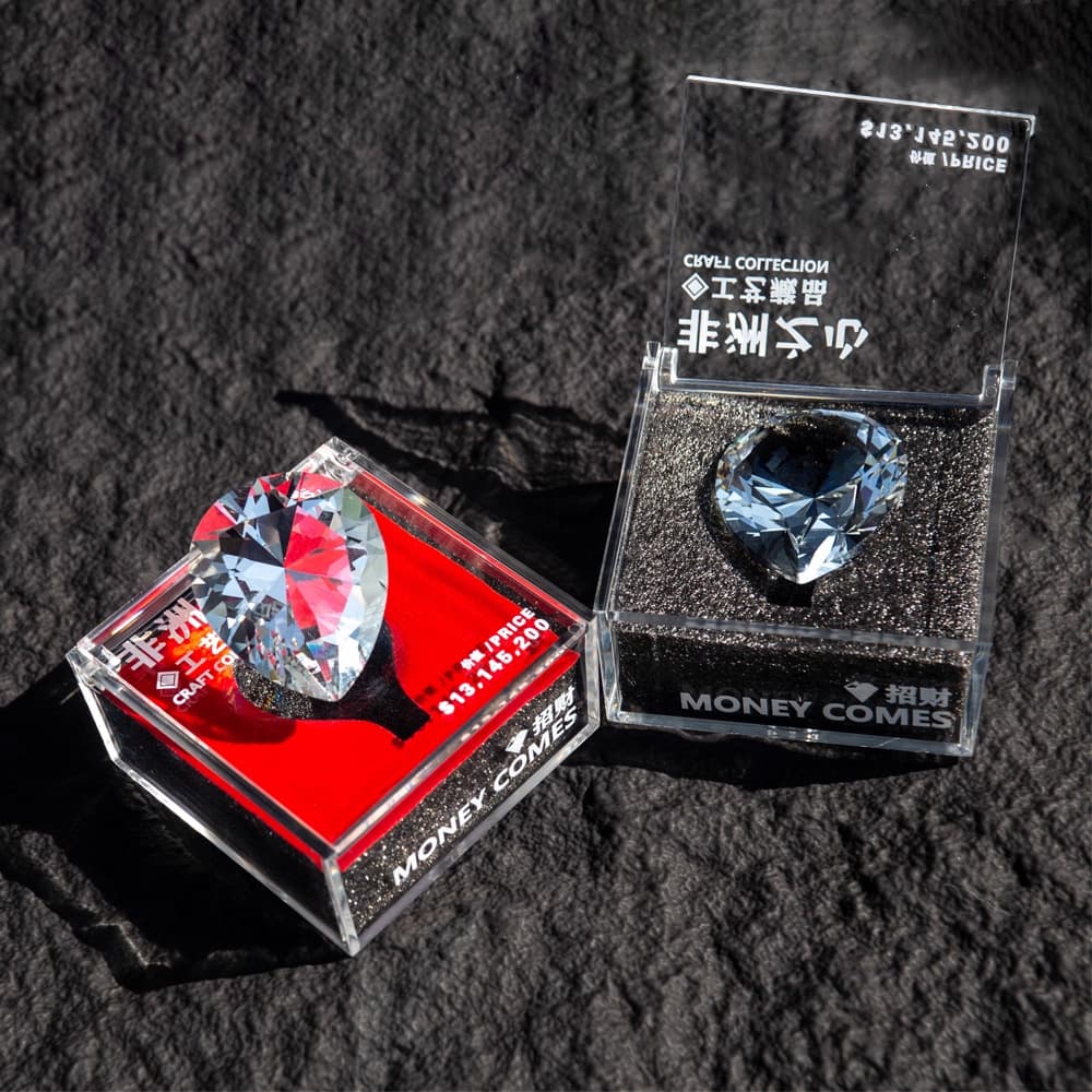 Heart of Action Game Model Crystal Upgrade Model Ornament, Delta Force Gift, African Heart Texture