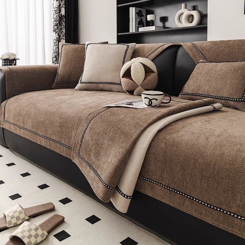 2025 new light luxury small fragrance high-end chenille sofa cushion four-season universal anti-slip cushion cover cover cloth