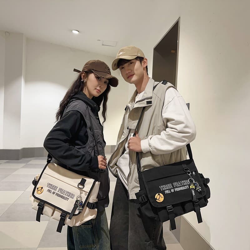 New men's and women's crossbody bags, casual workwear, men's shoulder bags, campus student bags, Japanese Harajuku large-capacity shoulder bags