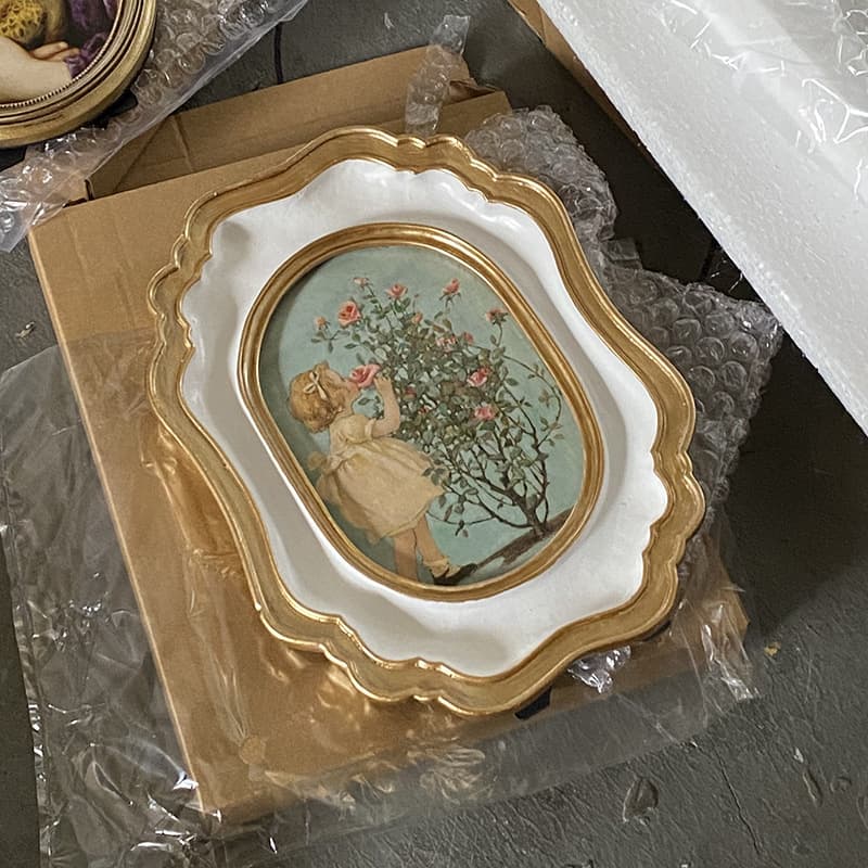 European DIY Golden Picture Frame Living Room Decoration Home Resin Craft Ornament Display Stand Combination Series