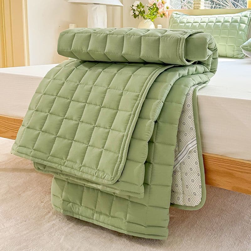 Thin Mattress Pad for Home Use, Student Dorm Single Anti-Slip Mattress Topper, Foldable Double Mattress Cover Factory