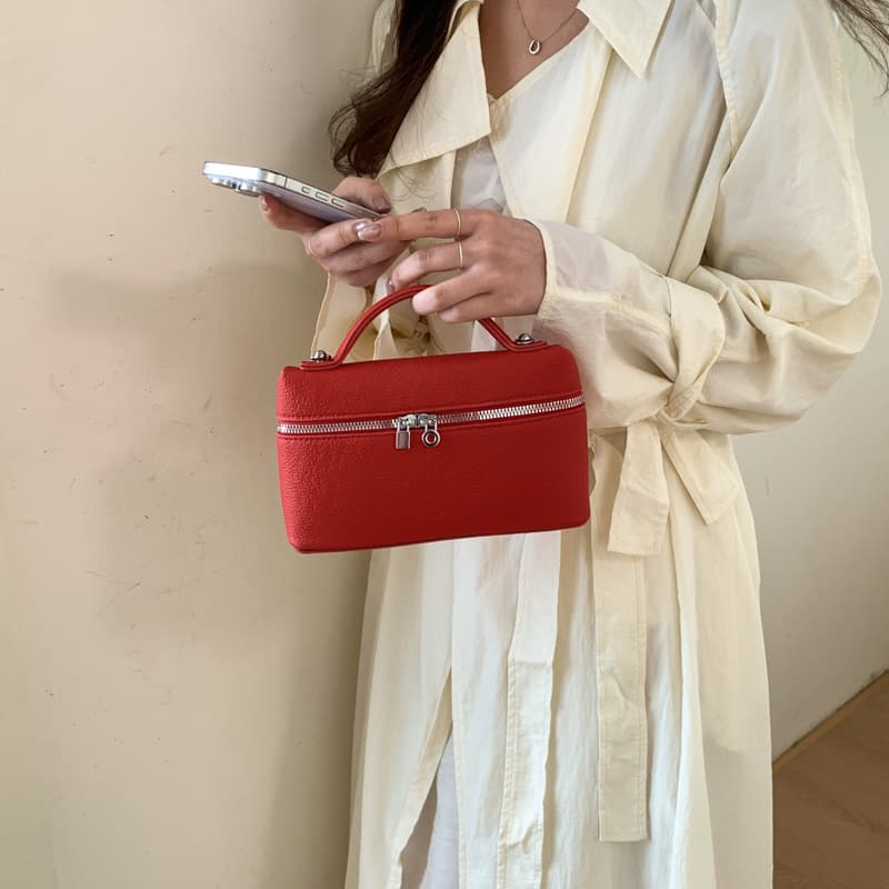 This year's popular high-end lunch box bag for women 2026 Korean version new handbag niche design single shoulder crossbody bag