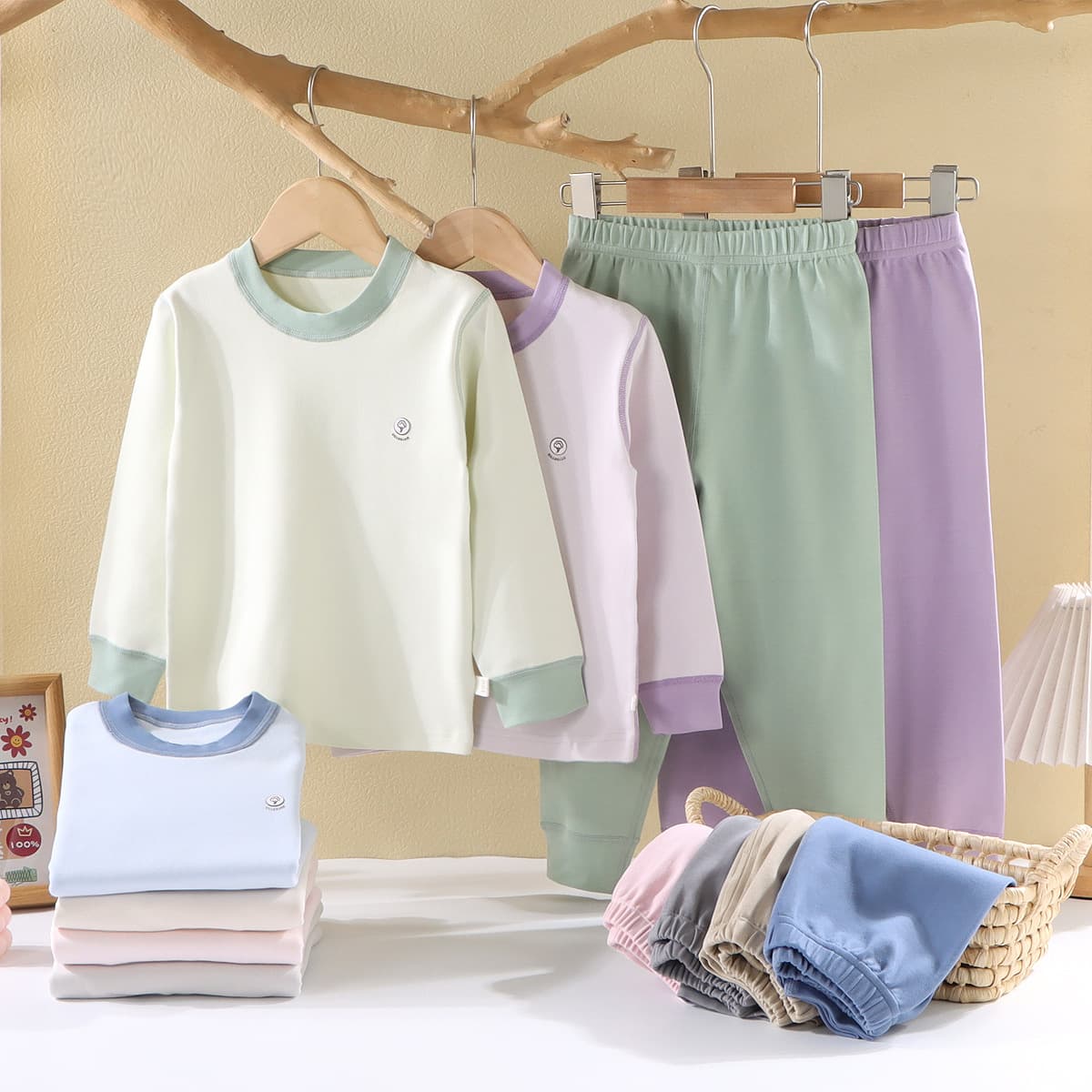 Children's boneless autumn clothes, long johns, combed home clothes, cotton boys and girls, medium and large children's pajamas, underwear, round neck set