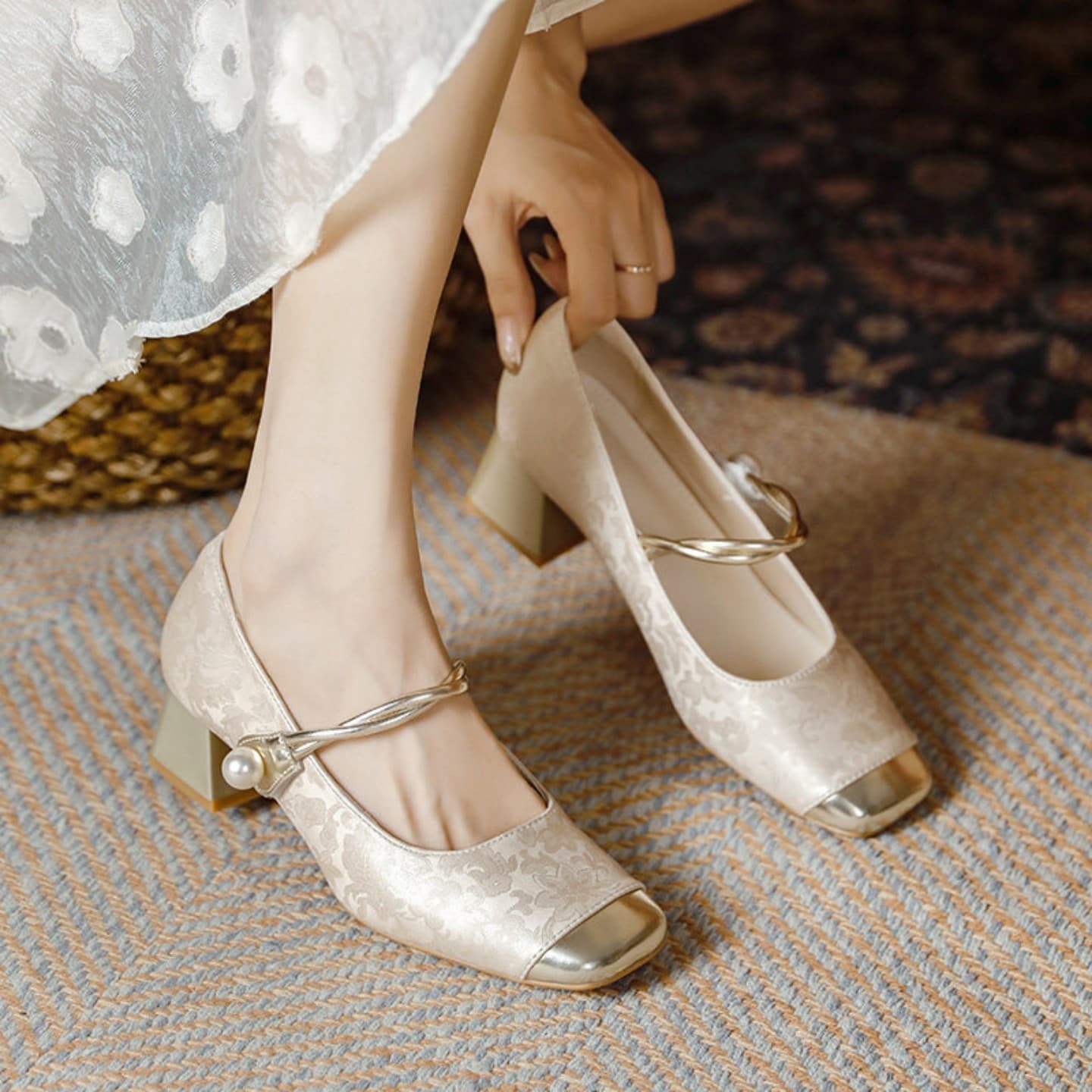 Mary Jane High Heels Women's Single Shoes One-Strap Chunky Heel 2025 Stitching TikTok Viral Women's Little Chanel Style
