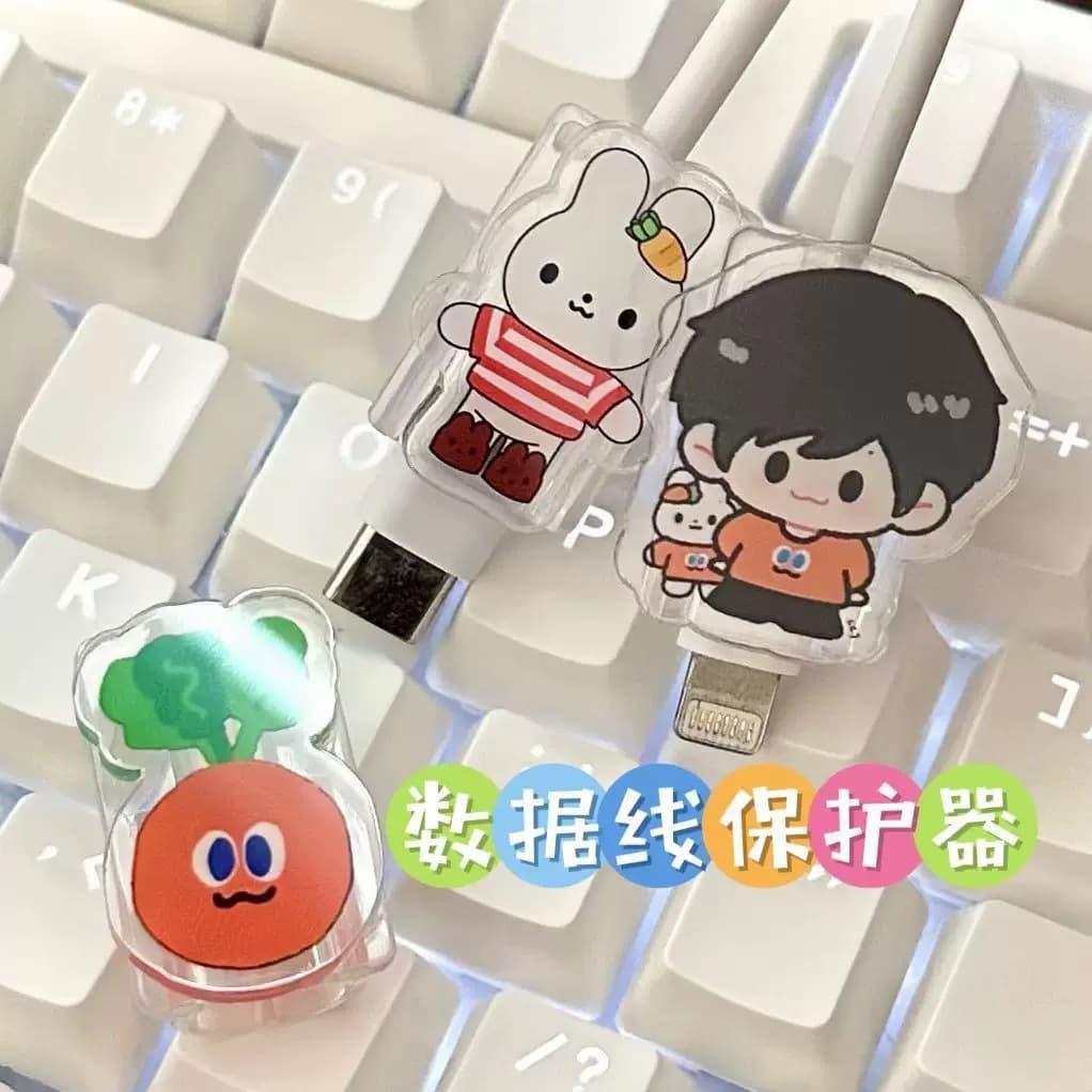 Acrylic Cartoon Small Gifts Cute Storage Note Clip Data Cable Biter Protector for Apple/Android
