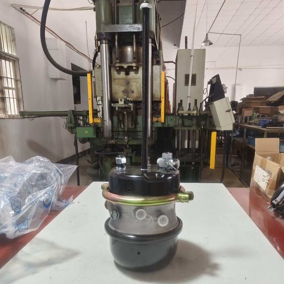 Factory direct suspension riveting process truck brake wheel cylinder export semi-trailer air chamber brake airbag